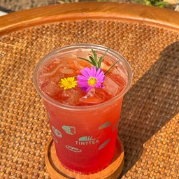 ซานต้า สปาร์คกลิ้ง