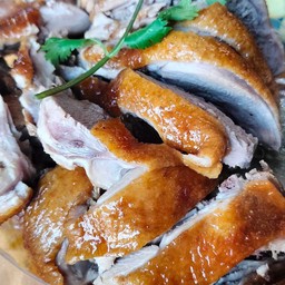 เป็ดต้มน้ำปลา