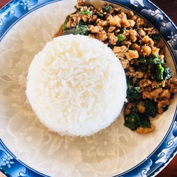 ข้าวราดกระเพรา