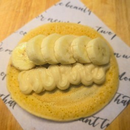 ครีมคัสตาร์ด + กล้วยหอม