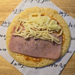 พิซซ่า แฮม+ชีส