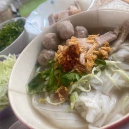 ข้าวซอยน้ำจ๋าง   ก๋วยเตี๋ยว อร่อย แม่สาย