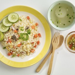 ข้าวผัดปลาเค็ม