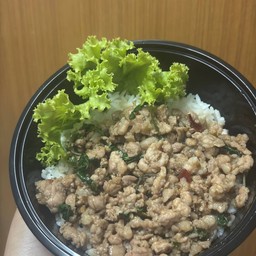 โคตรกะเพราฟรีไข่