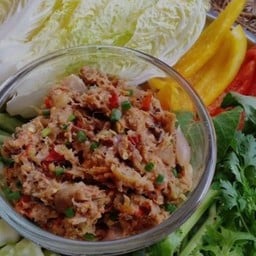 ข้าวปลาทู ปลาแกะ น้ำพริกกะปิ ไข่ทอด by แม่โศภิน หอการค้า ประชาสงเคราะห์ 27 หลังร้านส้มตำวาสนา