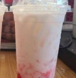 นมสดสตอเบอรี่