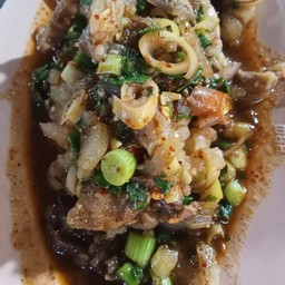 น้ำตกเนื้อ