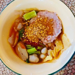 เกี๊ยวกุ้งเย็นตาโฟ-หมูกระบวย