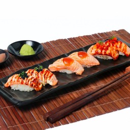 แซลมอนซูชิเซ็ท