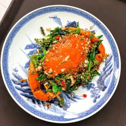 ปูเนื้อผัดพริกขี้หนู