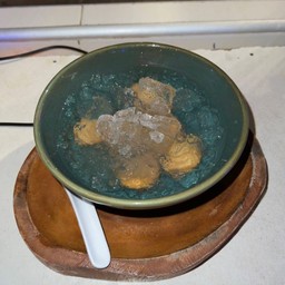 สละลอยเเก้ว