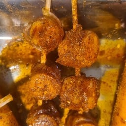 หมูยกนิ้ว ชาบูหม่าล่า