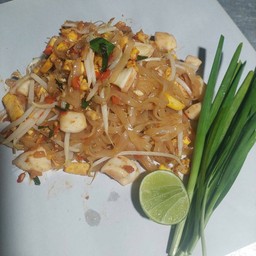 ผัดไทย หอยทอด เเม่น้ำตาล สูตรโบราณ[Pad Thai Mae namtan] ซอยมังกร ขันดี
