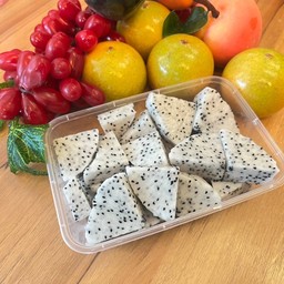 แก้วมังกรหั่นพร้อมทาน (250g)