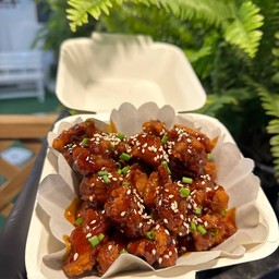 ไก่เกาหลี - ซอสเผ็ดเกาหลี (ชุดใหญ่) คุ้มกว่า