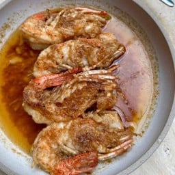 กุเงทอดผัดกระเทียมพริกไทย