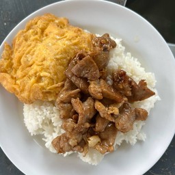 หมูกระเทียม+ ไข่เจียว