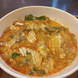 หมึกผัดผงกะหรี่