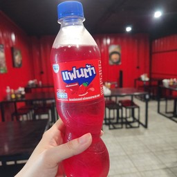 แฟนต้าน้ำแดง