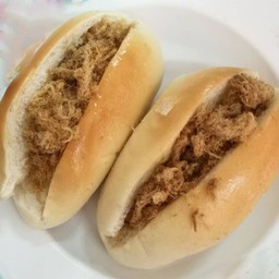 ปังญวณไส้หมูหยอง 1 คู่