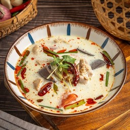 ต้มข่าไก่