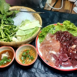 แจ่วฮ้อนชุดรวมหมูเนื้อ