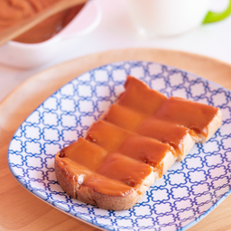 ปังเนยสด + ชาไทย