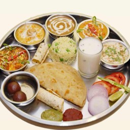 Veg deluxe thali