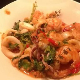 กระเพราทะเล เป็นกับ