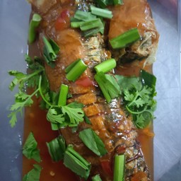 ปลาราดพริกเจ