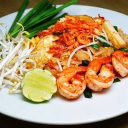 ผัดไทยกุ้งสด