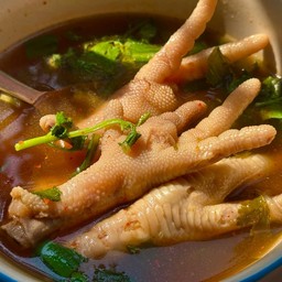 ต้มแซ่บซุปเปอร์ตีนไก่