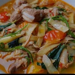 ร้านครัวเมืองเหนือ นครอินทร์