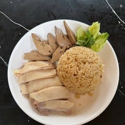 ข้าวมันไก่ต้ม+ตับ