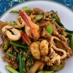 ผัดซีอิ๊วทะเล