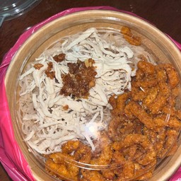 นอนอหมี่ไก่ฉีก