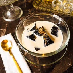 เฉาก๊วยนมสด