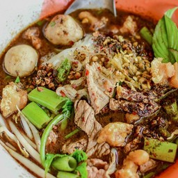 ก๋วยเตี๋ยวหมูเรือตก