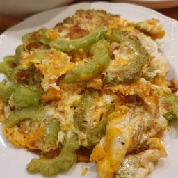 มะระผัดไข่