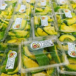 อโวคาโดเนื้อล้วนพร้อมทาน
