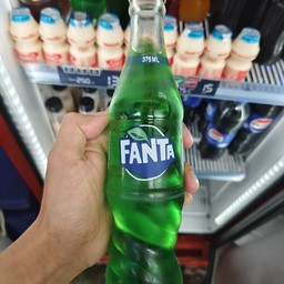 น้ำเขียว (แก้วโอ่ง)