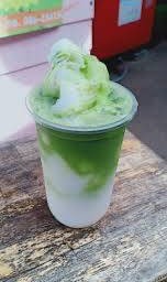 นมสดมะพร้าวชาเขียวปั่น