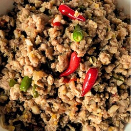 หมูคั่วกะปิตะไคร้