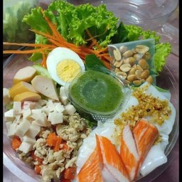 ยำก๋วยเตี๋ยวบกน้ำจิ้มซีฟู้ด