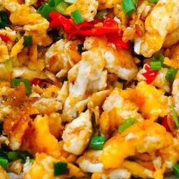 ข้าวไข่คั่วพริกเกลือ