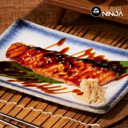 ปลาแซลมอนย่างซีอิ๊ว