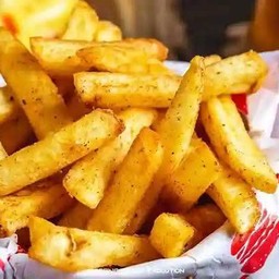 ลูกชิ้นทอดนึ่ง  ไข่ม้วน  เฟรนซ์ฟรายส์ นักเก็ต