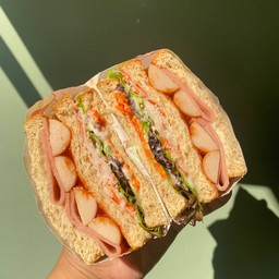 แซนวิชมั้ย