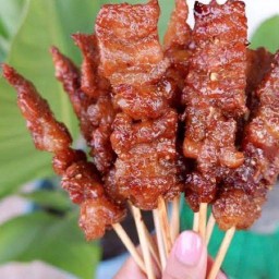 เนื้อย่างมังกรทอง บ่อตกกุ้งมังกรทอง