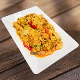 ปูนิ่มผัดผงกะหรี่